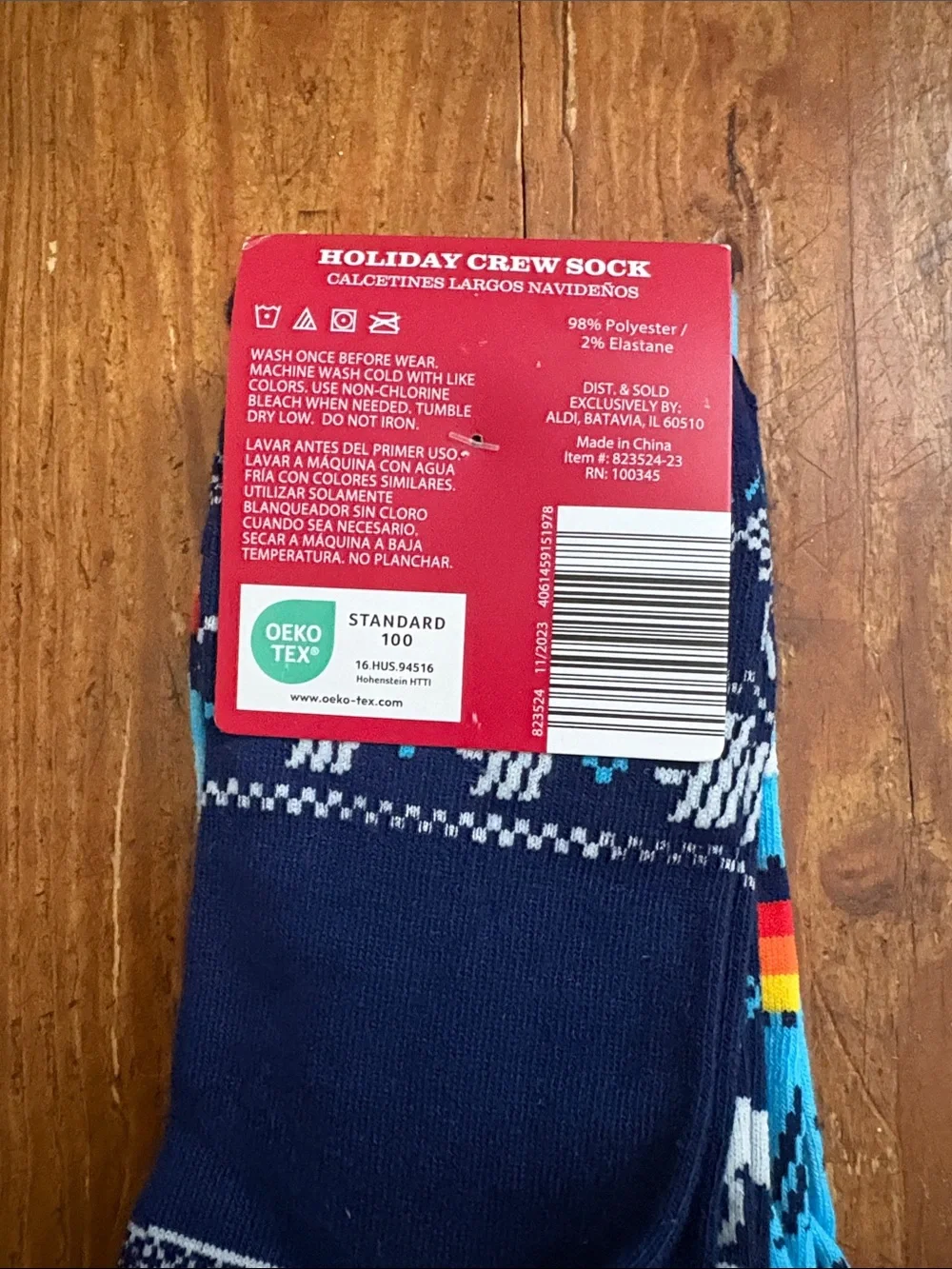 Merry Moments Men’s Light Blue Holiday Crew Socks - 2 Pair